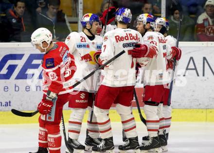 EBEL. Eishockey Bundesliga. KAC gegen 	Redbull Salzburg. Torjubel Raphael Herburger, Ryan Duncan, Raymond Bobby, Matthew Generous, John Hughes (Salzburg). Klagenfurt, am 4.2.2018.
Foto: Kuess

---
pressefotos, pressefotografie, kuess, qs, qspictures, sport, bild, bilder, bilddatenbank
