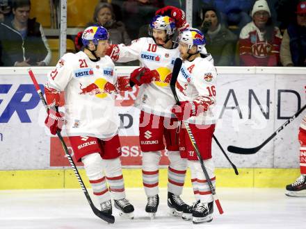 EBEL. Eishockey Bundesliga. KAC gegen 	Redbull Salzburg. Torjubel Raphael Herburger, Ryan Duncan, Raymond Bobby (Salzburg). Klagenfurt, am 4.2.2018.
Foto: Kuess

---
pressefotos, pressefotografie, kuess, qs, qspictures, sport, bild, bilder, bilddatenbank