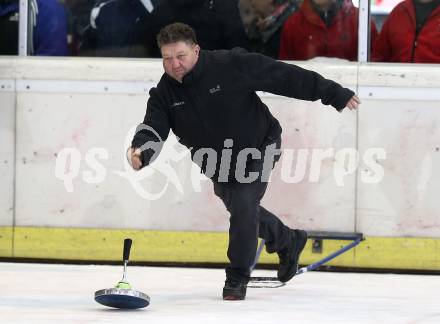 Stocksport. Eisschiessen. Kaerntner Meisterschaften. Oswald Wrann  (EV Seigbichl). Klagenfurt, am 4.2.2018.
Foto: Kuess
---
pressefotos, pressefotografie, kuess, qs, qspictures, sport, bild, bilder, bilddatenbank