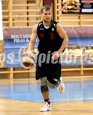 Basketball 2. Bundesliga. Grunddurchgang. 18. Runde. KOS Celovec gegen Mistelbach Mustangs. Michal Semerad  (Mistelbach). Klagenfurt, am 11.2.2018.
Foto: Kuess
---
pressefotos, pressefotografie, kuess, qs, qspictures, sport, bild, bilder, bilddatenbank