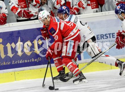 EBEL. Eishockey Bundesliga. KAC gegen 	HC TWK Innsbruck. Marco Richter, (KAC), Hunter Bishop  (Innsbruck). Klagenfurt, am 11.2.2018.
Foto: Kuess

---
pressefotos, pressefotografie, kuess, qs, qspictures, sport, bild, bilder, bilddatenbank