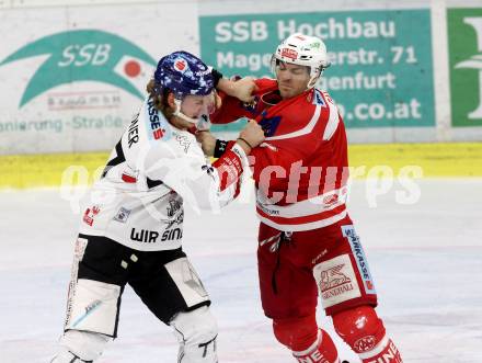 EBEL. Eishockey Bundesliga. KAC gegen 	HC TWK Innsbruck. Rauferei Jullian Talbot, (KAC), Philipp Lindner  (Innsbruck). Klagenfurt, am 11.2.2018.
Foto: Kuess

---
pressefotos, pressefotografie, kuess, qs, qspictures, sport, bild, bilder, bilddatenbank