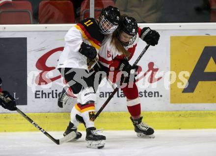 Eishockey Laenderspiel Oesterreich gegen Deutschland. Damen. Woerthersee Trophy. Laura Lueftenegger, (Oesterreich), Nicola Eisenschmid (Deutschland). Klagenfurt, am 16.2.2018.
Foto: Kuess

---
pressefotos, pressefotografie, kuess, qs, qspictures, sport, bild, bilder, bilddatenbank