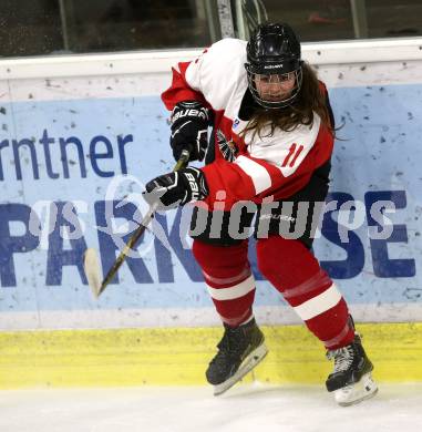Eishockey Laenderspiel Oesterreich gegen Deutschland. Damen. Woerthersee Trophy. Anja Trummer (Oesterreich). Klagenfurt, am 16.2.2018.
Foto: Kuess

---
pressefotos, pressefotografie, kuess, qs, qspictures, sport, bild, bilder, bilddatenbank