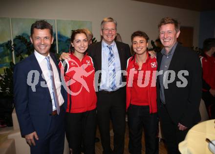 Wildwassersport. Kanu. Andreas Pregl, Nina Weratschnig, Landeshauptmann Peter Kaiser, Nadine Weratschnig, Arno Arthofer. Bundesportheim Faak am See, am 6.12.2017.
Foto: Kuess
---
pressefotos, pressefotografie, kuess, qs, qspictures, sport, bild, bilder, bilddatenbank