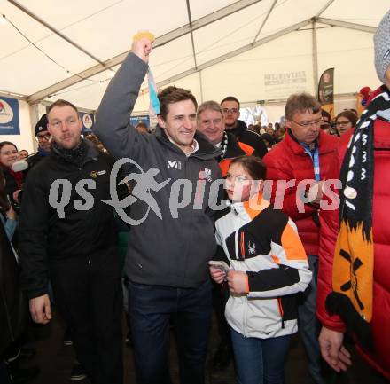Schi, Ski Alpin. Empfang Olympiasieger Matthias Mayer in Afritz. Matthias Mayer. Afritz, 24.2.2018.
Foto: Kuess
---
pressefotos, pressefotografie, kuess, qs, qspictures, sport, bild, bilder, bilddatenbank