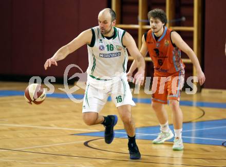 Basketball 2. Bundesliga. Grunddurchgang. 20. Runde. KOS Celovec gegen Basket2000 Vienna Warriors. Vjeran Soldo,  (KOS), Ognjen Drljaca (Basket2000). Klagenfurt, am 24.2.2018.
Foto: Kuess
---
pressefotos, pressefotografie, kuess, qs, qspictures, sport, bild, bilder, bilddatenbank