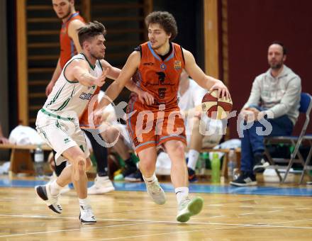 Basketball 2. Bundesliga. Grunddurchgang. 20. Runde. KOS Celovec gegen Basket2000 Vienna Warriors. Ziga Erculj,  (KOS),  Ognjen Drljaca (Basket2000). Klagenfurt, am 24.2.2018.
Foto: Kuess
---
pressefotos, pressefotografie, kuess, qs, qspictures, sport, bild, bilder, bilddatenbank