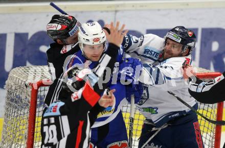 EBEL. Eishockey Bundesliga. EC VSV gegen Fehervar AV19. Jordan Hickmott,  (VSV), Olivier Latendresse (Alba Volan). Villach, am 25.2.2018.
Foto: Kuess 


---
pressefotos, pressefotografie, kuess, qs, qspictures, sport, bild, bilder, bilddatenbank