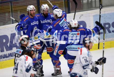EBEL. Eishockey Bundesliga. EC VSV gegen Fehervar AV19. Torjubel Kyle Beach, Dave Shields, Christof Kromp, Samuel Labrecque (VSV). Villach, am 25.2.2018.
Foto: Kuess 


---
pressefotos, pressefotografie, kuess, qs, qspictures, sport, bild, bilder, bilddatenbank