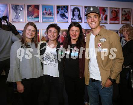 Eroeffnung Ehrengalerie der Kaerntner Sportler im Sportpark Klagenfurt. Valentina Dreier, Nadine Weratschnig, Lisa Leitner, Felix Oschmautz. Klagenfurt, am 28.2.2018.
Foto: Kuess
---
pressefotos, pressefotografie, kuess, qs, qspictures, sport, bild, bilder, bilddatenbank