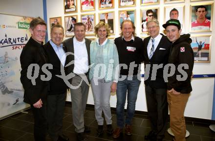 Eroeffnung Ehrengalerie der Kaerntner Sportler im Sportpark Klagenfurt. Arno Arthofer, Erik Schinegger, Karl Schnabl, Hannelore Gigler, Wolfgang Dabernig, Landeshauptmann Peter Kaiser, Alexander Payer. Klagenfurt, am 28.2.2018.
Foto: Kuess
---
pressefotos, pressefotografie, kuess, qs, qspictures, sport, bild, bilder, bilddatenbank