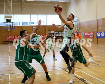 Basketball 2. Bundesliga. Grunddurchgang. 21. Runde. Villach Raiders gegen KOS Celovec. Timi Huber,  (Villach), Marin Sliskovic (KOS). Villach, am 4.3.2018.
Foto: Kuess

---
pressefotos, pressefotografie, kuess, qs, qspictures, sport, bild, bilder, bilddatenbank