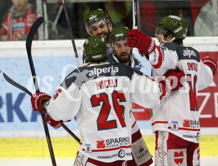 EBEL. Eishockey Bundesliga. KAC gegen 	HCB Suedtirol Alperia. Torjubel Michael Angelidis, Matt Tomassoni, Austin Smith, Angelo Micelli (Bozen). Klagenfurt, am 2.3.2018.
Foto: Kuess

---
pressefotos, pressefotografie, kuess, qs, qspictures, sport, bild, bilder, bilddatenbank