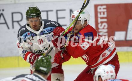 EBEL. Eishockey Bundesliga. KAC gegen 	HCB Suedtirol Alperia. Nickolas St. Pierre, (KAC), Michael Halmo (Bozen). Klagenfurt, am 2.3.2018.
Foto: Kuess

---
pressefotos, pressefotografie, kuess, qs, qspictures, sport, bild, bilder, bilddatenbank