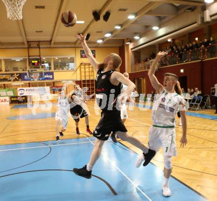 Basketball 2. Bundesliga. Grunddurchgang. 22. Runde. KOS Celovec gegen Mattersburg Rocks. Jan Razdevsek,  (KOS), Claudio Vancura (Mattersburg Rocks). Klagenfurt, am 11.3.2018.
Foto: Kuess
---
pressefotos, pressefotografie, kuess, qs, qspictures, sport, bild, bilder, bilddatenbank