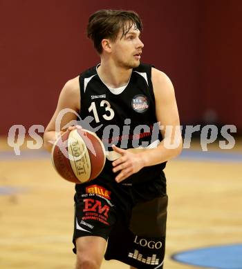 Basketball 2. Bundesliga. Grunddurchgang. 22. Runde. KOS Celovec gegen Mattersburg Rocks. Benjamin Bernleithner (Mattersburg Rocks). Klagenfurt, am 11.3.2018.
Foto: Kuess
---
pressefotos, pressefotografie, kuess, qs, qspictures, sport, bild, bilder, bilddatenbank