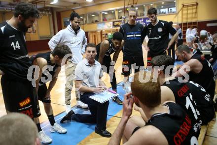 Basketball 2. Bundesliga. Grunddurchgang. 22. Runde. KOS Celovec gegen Mattersburg Rocks. Trainer Joey Vickery (Mattersburg Rocks). Klagenfurt, am 11.3.2018.
Foto: Kuess
---
pressefotos, pressefotografie, kuess, qs, qspictures, sport, bild, bilder, bilddatenbank