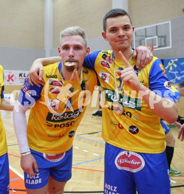 Volleyball. MEVZA. Final Four. Finale. SK Posojilnica Aich/Dob gegen Calcit Volley Kamnik. Jan Krol, Wiktor Sierwierski (Aich/Dob). Bleiburg, am 10.3.2018.
Foto: Kuess
---
pressefotos, pressefotografie, kuess, qs, qspictures, sport, bild, bilder, bilddatenbank