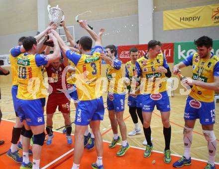 Volleyball. MEVZA. Final Four. Finale. SK Posojilnica Aich/Dob gegen Calcit Volley Kamnik. Jubel  (Aich/Dob). Bleiburg, am 10.3.2018.
Foto: Kuess
---
pressefotos, pressefotografie, kuess, qs, qspictures, sport, bild, bilder, bilddatenbank