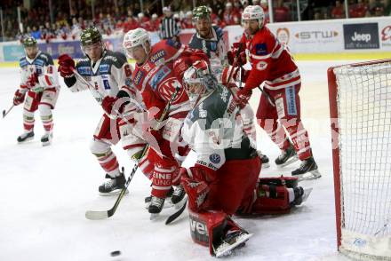 EBEL. Eishockey Bundesliga. KAC gegen 	HCB Suedtirol Alperia. Marco Brucker, Andrew Jacob Kozek (KAC), Pekka Tuokkola, Christopher Carlisle (Bozen). Klagenfurt, am 13.3.2018.
Foto: Kuess

---
pressefotos, pressefotografie, kuess, qs, qspictures, sport, bild, bilder, bilddatenbank