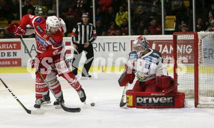 EBEL. Eishockey Bundesliga. KAC gegen 	HCB Suedtirol Alperia. Andrew Jacob Kozek,  (KAC), Pekka Tuokkola (Bozen). Klagenfurt, am 18.3.2018.
Foto: Kuess

---
pressefotos, pressefotografie, kuess, qs, qspictures, sport, bild, bilder, bilddatenbank