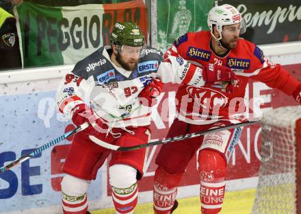 EBEL. Eishockey Bundesliga. KAC gegen 	HCB Suedtirol Alperia. Martin Schumnig,  (KAC), Luca Frigo (Bozen). Klagenfurt, am 18.3.2018.
Foto: Kuess

---
pressefotos, pressefotografie, kuess, qs, qspictures, sport, bild, bilder, bilddatenbank
