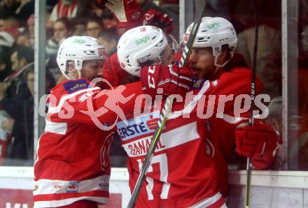 EBEL. Eishockey Bundesliga. KAC gegen 	HCB Suedtirol Alperia. Torjubel Thomas Hundertpfund, Manuel Ganahl,  (KAC). Klagenfurt, am 18.3.2018.
Foto: Kuess

---
pressefotos, pressefotografie, kuess, qs, qspictures, sport, bild, bilder, bilddatenbank