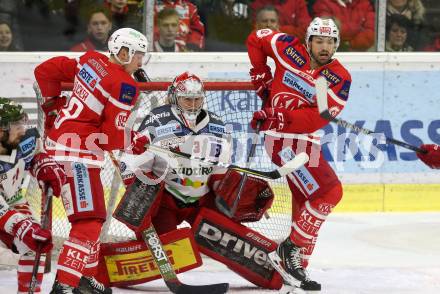 EBEL. Eishockey Bundesliga. KAC gegen 	HCB Suedtirol Alperia. Marco Brucker, Andrew Jacob Kozek,  (KAC), Pekka Tuokkola (Bozen). Klagenfurt, am 18.3.2018.
Foto: Kuess

---
pressefotos, pressefotografie, kuess, qs, qspictures, sport, bild, bilder, bilddatenbank