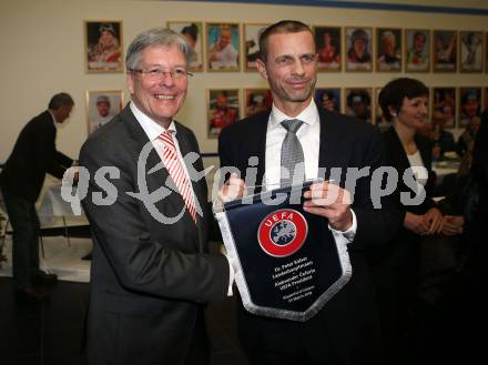 Fussball Laenderspiel. Oesterreich gegen Slowenien.Come together. Sport baut Bruecken. Peter Kaiser, UEFA Praesident Aleksander Ceferin. Klagenfurt, am 23.3.2018.
Foto: Kuess

---
pressefotos, pressefotografie, kuess, qs, qspictures, sport, bild, bilder, bilddatenbank