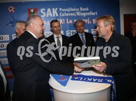 Fussball. Besuch des UEFA Praesidenten Aleksander Ceferin beim SAK.   Radenko Mijatovic, Marjan Velik. Klagenfurt, am 23.3.2018.
Foto: Kuess
---
pressefotos, pressefotografie, kuess, qs, qspictures, sport, bild, bilder, bilddatenbank