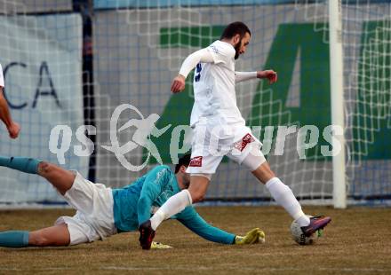 Fussball Kaerntner Liga. SAK gegen Spittal. Enis Durkovic (SAK), Florian Heindl (Spittal). Klagenfurt, am 23.3.2018.
Foto: Kuess
---
pressefotos, pressefotografie, kuess, qs, qspictures, sport, bild, bilder, bilddatenbank