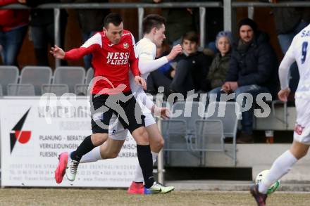 Fussball Kaerntner Liga. SAK gegen Spittal. Alessandro Oraze (SAK), Arnes Besic (Spittal). Klagenfurt, am 23.3.2018.
Foto: Kuess
---
pressefotos, pressefotografie, kuess, qs, qspictures, sport, bild, bilder, bilddatenbank