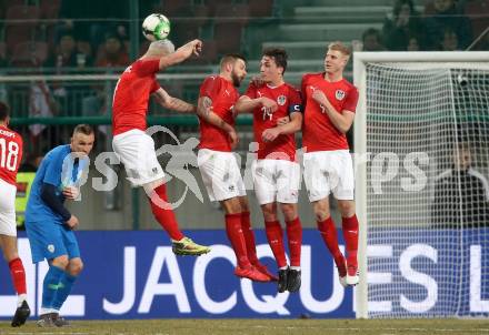 Fussball Laenderspiel. Oesterreich gegen Slowenien.Come together. Sport baut Bruecken.  Marko Arnautovic, Guido Burgstaller, Julian Baumgartlinger, Martin Hinteregger (Oesterreich). Klagenfurt, am 23.3.2018.
Foto: Kuess

---
pressefotos, pressefotografie, kuess, qs, qspictures, sport, bild, bilder, bilddatenbank