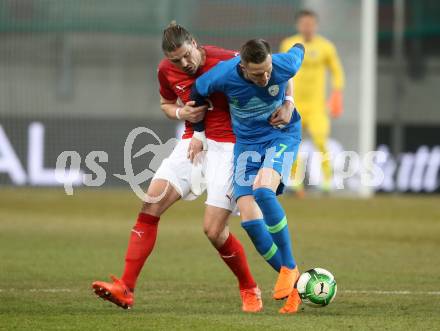 Fussball Laenderspiel. Oesterreich gegen Slowenien.Come together. Sport baut Bruecken. Sebastian Proedl,  (Oesterreich), Josip Ilicic (Slowienien). Klagenfurt, am 23.3.2018.
Foto: Kuess

---
pressefotos, pressefotografie, kuess, qs, qspictures, sport, bild, bilder, bilddatenbank