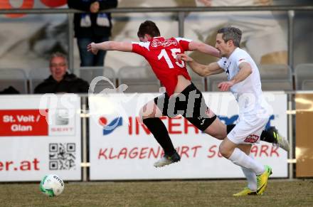 Fussball Kaerntner Liga. SAK gegen Spittal. Thomas Riedl, (SAK), Florian Pingist (Spittal). Klagenfurt, am 23.3.2018.
Foto: Kuess
---
pressefotos, pressefotografie, kuess, qs, qspictures, sport, bild, bilder, bilddatenbank