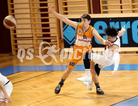 Basketball 2. Bundesliga. Playdown. 2. Runde. Woerthersee Piraten gegen BBU Salzburg. Kuttnig Andreas (Piraten), Guillermo Sanchez (Salzburg). Klagenfurt, am 24.3.2018.
Foto: Kuess
---
pressefotos, pressefotografie, kuess, qs, qspictures, sport, bild, bilder, bilddatenbank