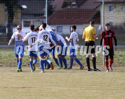 Fussball. Kaerntner Liga. Kraig gegen St. Jakob/Ros.. Torjubel  (Kraig). Kraig, 31.3.2018.
Foto: Kuess
---
pressefotos, pressefotografie, kuess, qs, qspictures, sport, bild, bilder, bilddatenbank