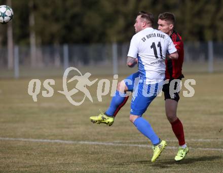 Fussball. Kaerntner Liga. Kraig gegen St. Jakob/Ros.. Marco Messner (Kraig),  Adis Osmanagic (St. Jakob). Kraig, 31.3.2018.
Foto: Kuess
---
pressefotos, pressefotografie, kuess, qs, qspictures, sport, bild, bilder, bilddatenbank