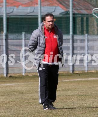 Fussball. Kaerntner Liga. Kraig gegen St. Jakob/Ros.. Trainer 	Alexander Suppantschitsch (St. Jakob). Kraig, 31.3.2018.
Foto: Kuess
---
pressefotos, pressefotografie, kuess, qs, qspictures, sport, bild, bilder, bilddatenbank