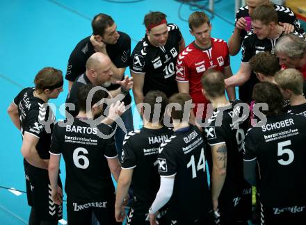 DenizBank AG Volley League Men. Volleyball. SK Posojilnica Aich/Dob gegen SG Union Raiffeisen Waldviertel.  Trainer Zdenek Smejkal (Waldviertel). Bleiburg, am 4.4.2018.
Foto: Kuess
---
pressefotos, pressefotografie, kuess, qs, qspictures, sport, bild, bilder, bilddatenbank