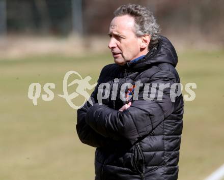 Fussball 2. Klasse A. Lurnfeld gegen Muehldorf. Trainer Mario Brenter (Lurnfeld). Moellbruecke, am 1.4.2018.
Foto: Kuess
---
pressefotos, pressefotografie, kuess, qs, qspictures, sport, bild, bilder, bilddatenbank