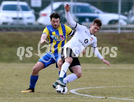 Fussball 2. Klasse A. Lurnfeld gegen Muehldorf. Daniel Brandstaetter,  (Lurnfeld),  Enes Sinanovic (Muehldorf). Moellbruecke, am 1.4.2018.
Foto: Kuess
---
pressefotos, pressefotografie, kuess, qs, qspictures, sport, bild, bilder, bilddatenbank