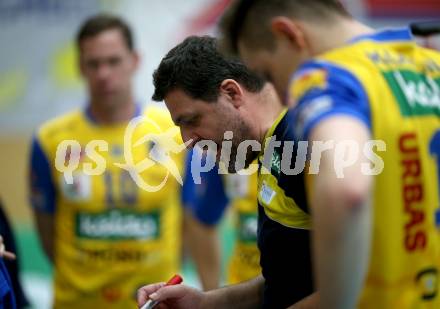 DenizBank AG Volley League Men. Volleyball. SK Posojilnica Aich/Dob gegen SG Union Raiffeisen Waldviertel. Trainer Matjaz Hafner (Aich/Dob). Bleiburg, am 4.4.2018.
Foto: Kuess
---
pressefotos, pressefotografie, kuess, qs, qspictures, sport, bild, bilder, bilddatenbank