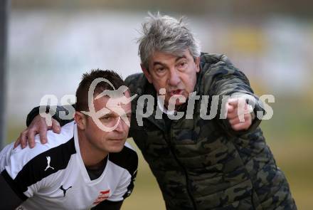 Fussball 2. Klasse A. Lurnfeld gegen Muehldorf. Amir Hodzic, Trainer Jasmin Dzeko (Muehldorf). Moellbruecke, am 1.4.2018.
Foto: Kuess
---
pressefotos, pressefotografie, kuess, qs, qspictures, sport, bild, bilder, bilddatenbank