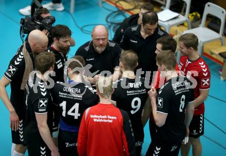 DenizBank AG Volley League Men. Volleyball. SK Posojilnica Aich/Dob gegen SG Union Raiffeisen Waldviertel.  Trainer Zdenek Smejkal (Waldviertel). Bleiburg, am 4.4.2018.
Foto: Kuess
---
pressefotos, pressefotografie, kuess, qs, qspictures, sport, bild, bilder, bilddatenbank