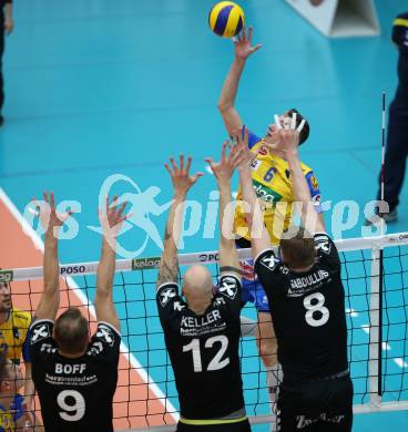 DenizBank AG Volley League Men. Volleyball. SK Posojilnica Aich/Dob gegen SG Union Raiffeisen Waldviertel. David Michel, (Aich/Dob), Rudineo Boff, Gil Marcel Keller, Matiss Gabdullins  (Waldviertel). Bleiburg, am 4.4.2018.
Foto: Kuess
---
pressefotos, pressefotografie, kuess, qs, qspictures, sport, bild, bilder, bilddatenbank