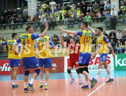 DenizBank AG Volley League Men. Volleyball. SK Posojilnica Aich/Dob gegen SG Union Raiffeisen Waldviertel. Jubel (Aich/Dob). Bleiburg, am 4.4.2018.
Foto: Kuess
---
pressefotos, pressefotografie, kuess, qs, qspictures, sport, bild, bilder, bilddatenbank