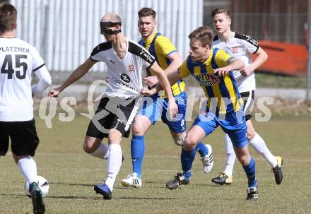 Fussball 2. Klasse A. Lurnfeld gegen Muehldorf. Hannes Rud, (Lurnfeld),   Ivan Glavic (Muehldorf). Moellbruecke, am 1.4.2018.
Foto: Kuess
---
pressefotos, pressefotografie, kuess, qs, qspictures, sport, bild, bilder, bilddatenbank