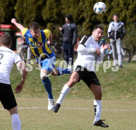 Fussball 2. Klasse A. Lurnfeld gegen Muehldorf. Dominik Walter Haslacher, (Lurnfeld),  Jasmin Dzafic (Muehldorf). Moellbruecke, am 1.4.2018.
Foto: Kuess
---
pressefotos, pressefotografie, kuess, qs, qspictures, sport, bild, bilder, bilddatenbank